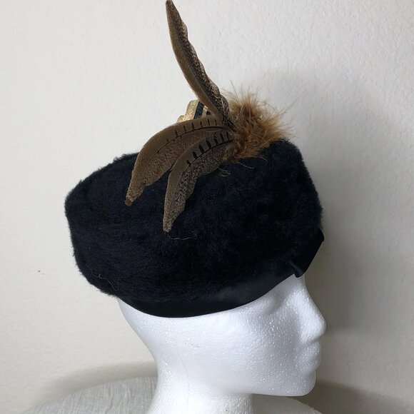 LOVELY, Vintage Feathered Pill Box Hat! - Picture 6 of 10